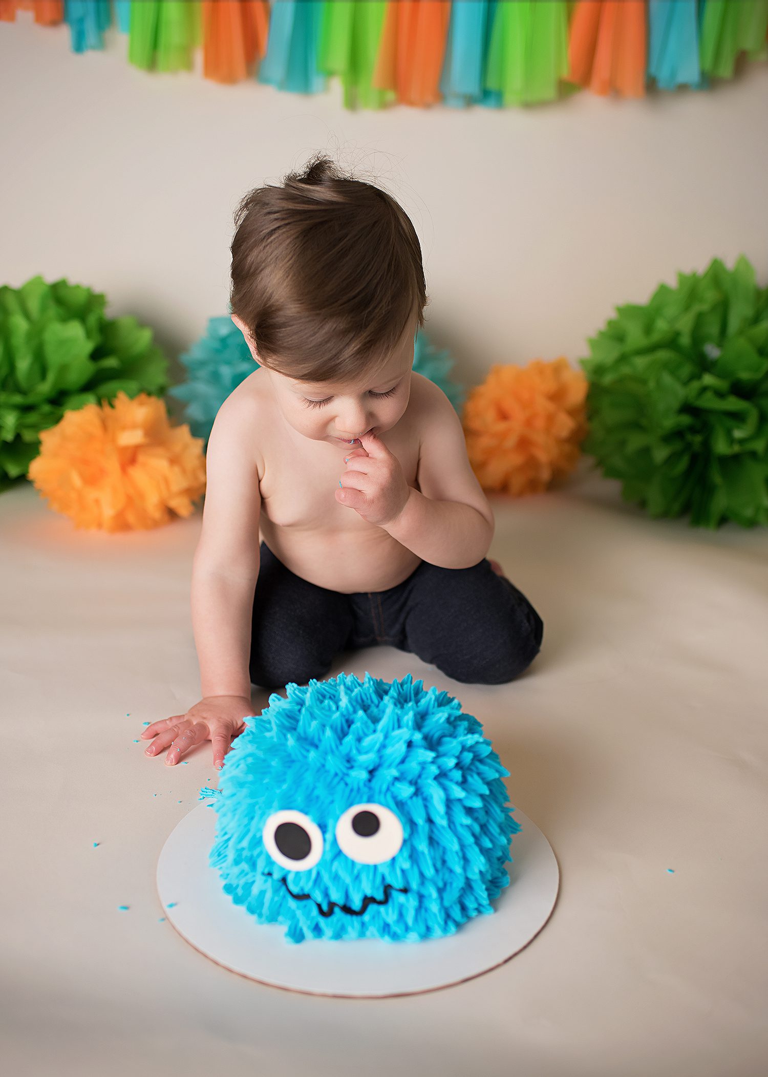 professional -one -year -old -portraits -cake- smash -photography -charlotte -nc